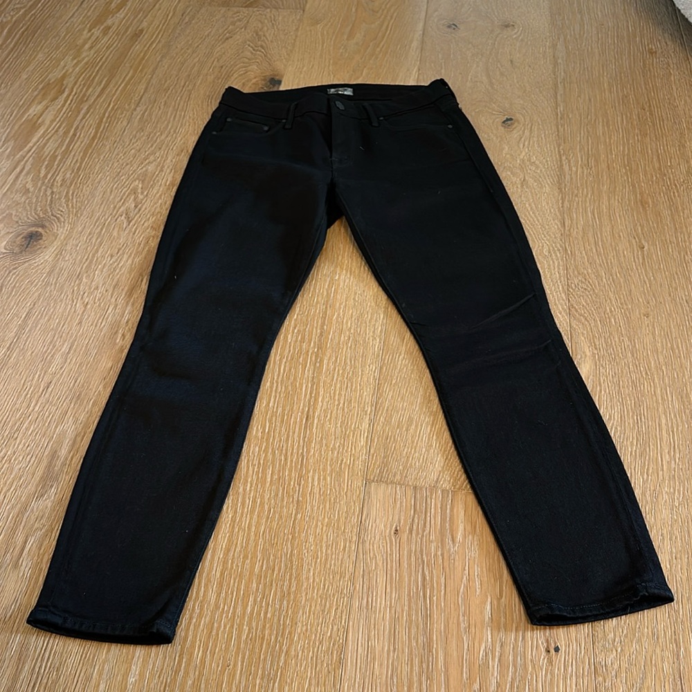 MOTHER The Looker Crop: black denim jeans